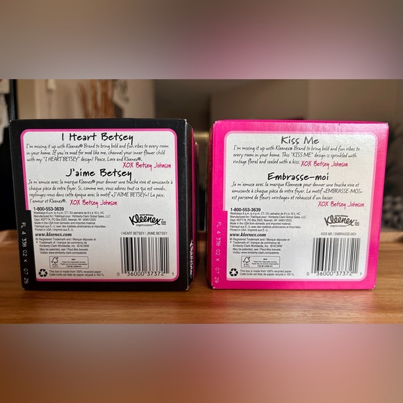 2 Betsy Johnson 
Limited Edition Kleenex 
Brand New - Picture 5 of 7